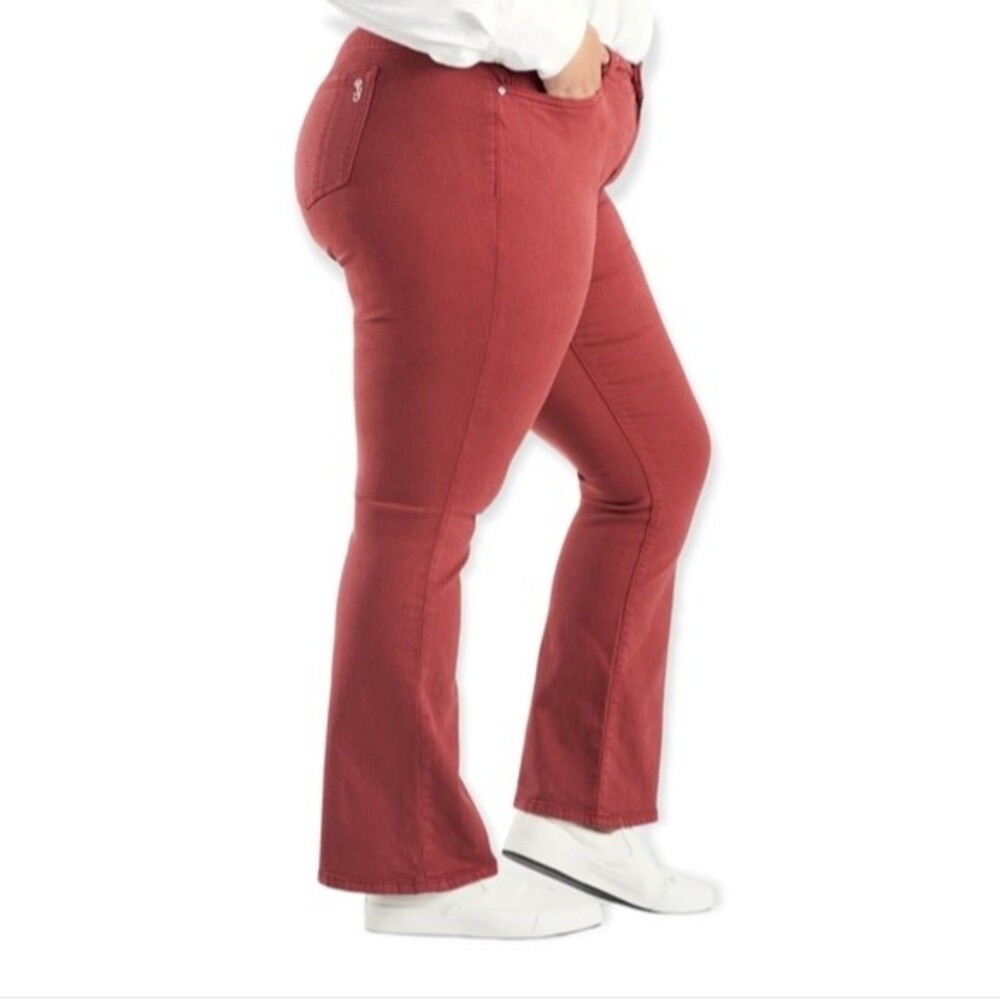 Slink Jeans Style# SPP341A20MVS Mid-Rise Bootcut in Mavis (Mauve) Plus Size 16‎
